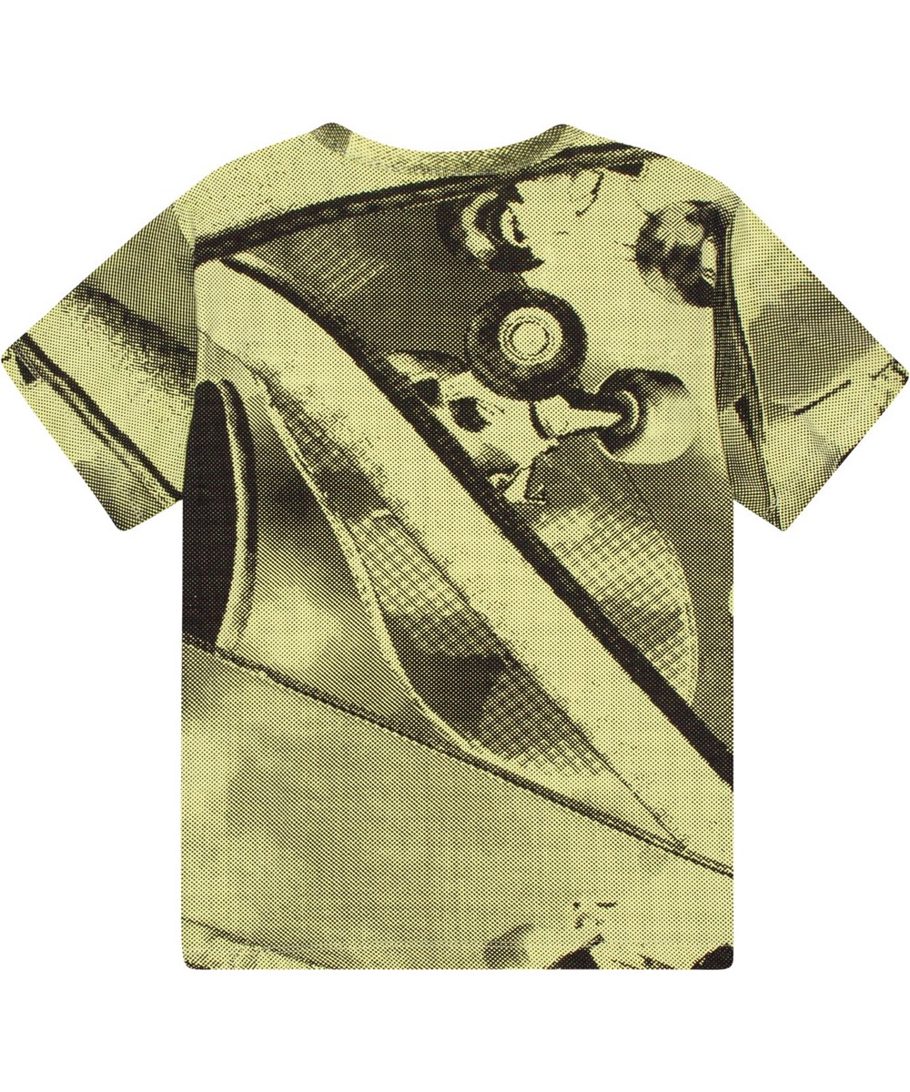 Riley - Boards - Gul ekologisk t-shirt med svart skejtmönster.