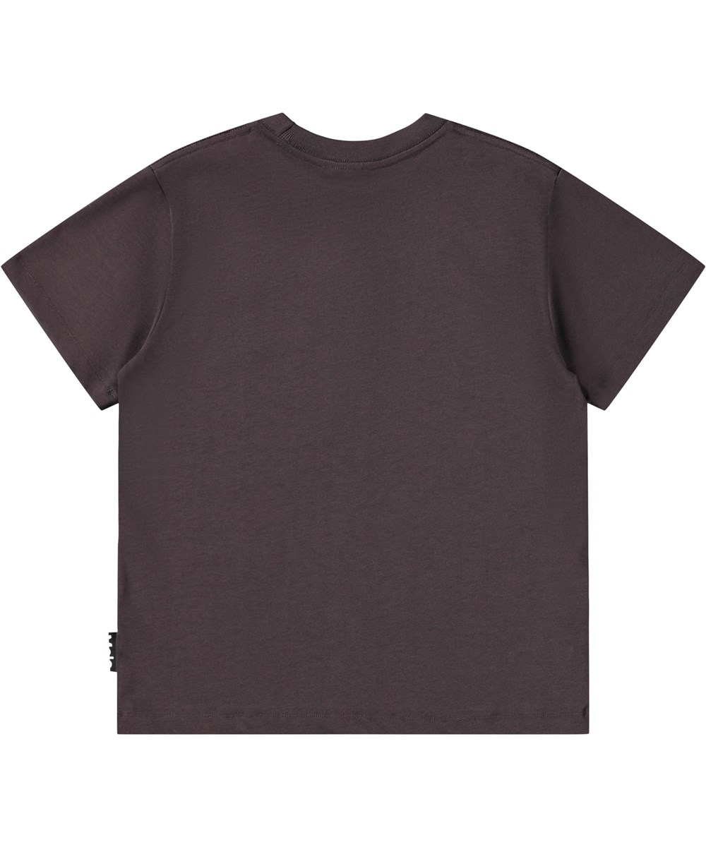 Riley - Cave Bears - Mörkbrun T-shirt för barn i mjuk ekologisk bomull med tryck, korta ärmar och en ribbad halsringning.