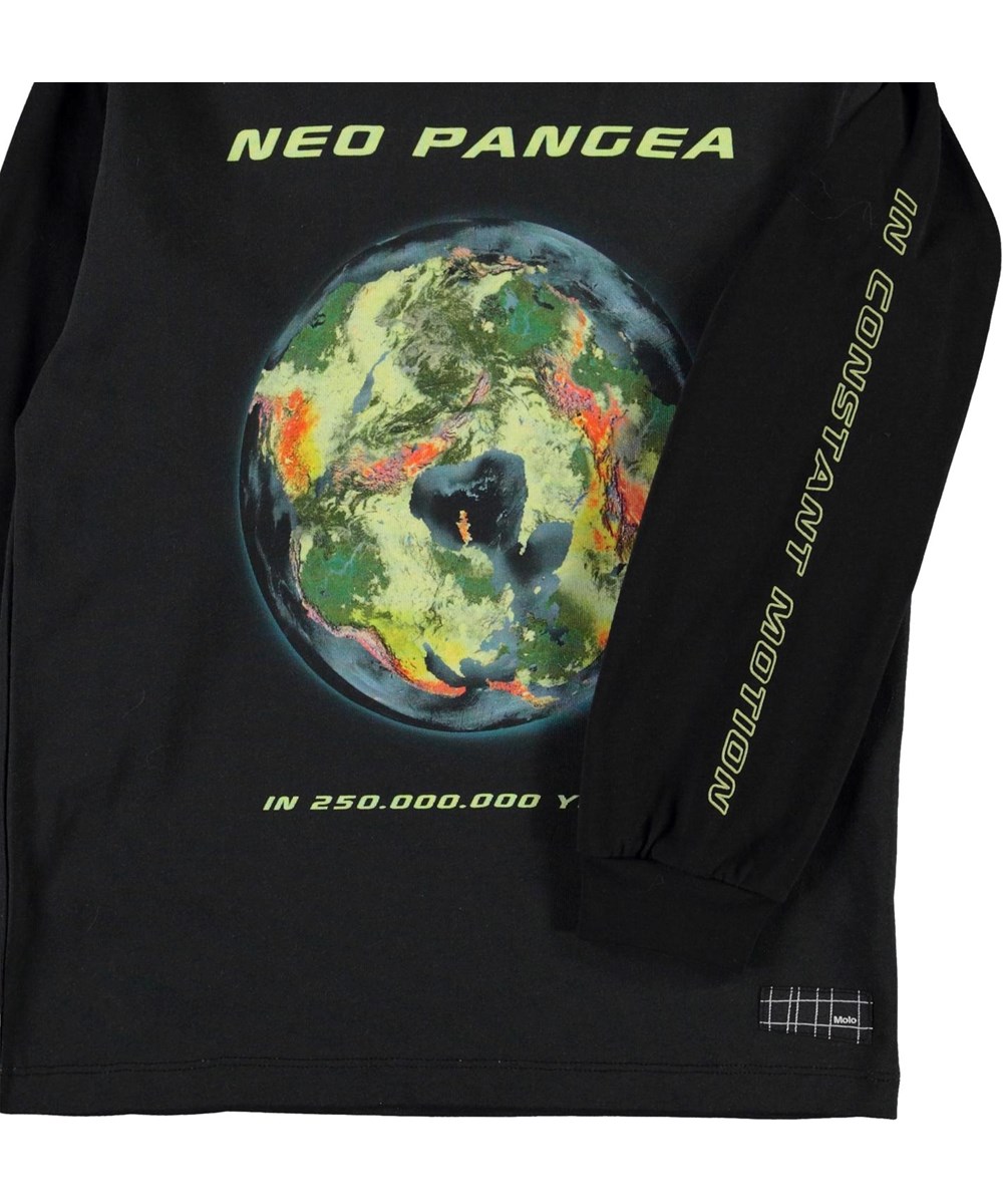 Rin - Neo Pangea - Svart tröja med jordklotet