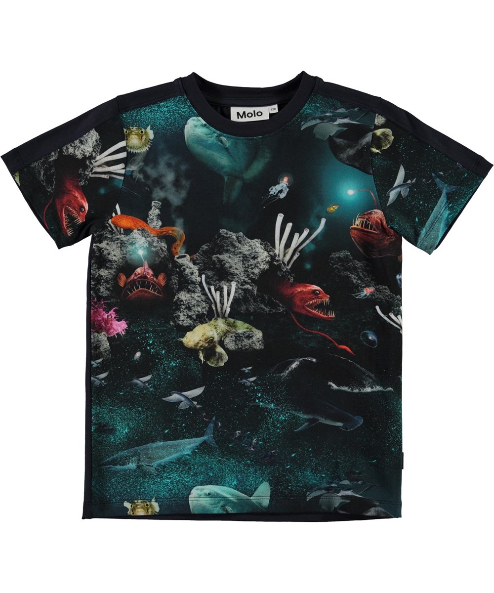 Rishi - Deep Sea - Ekologisk blå t-shirt med fiskar under havsytan