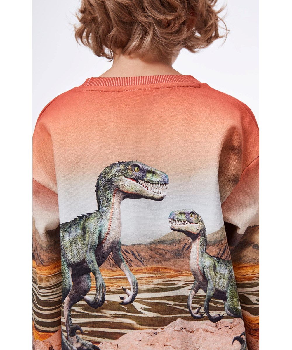 Mountoo - Dino Landscape - Ekologisk sweatshirt med T-rex dino