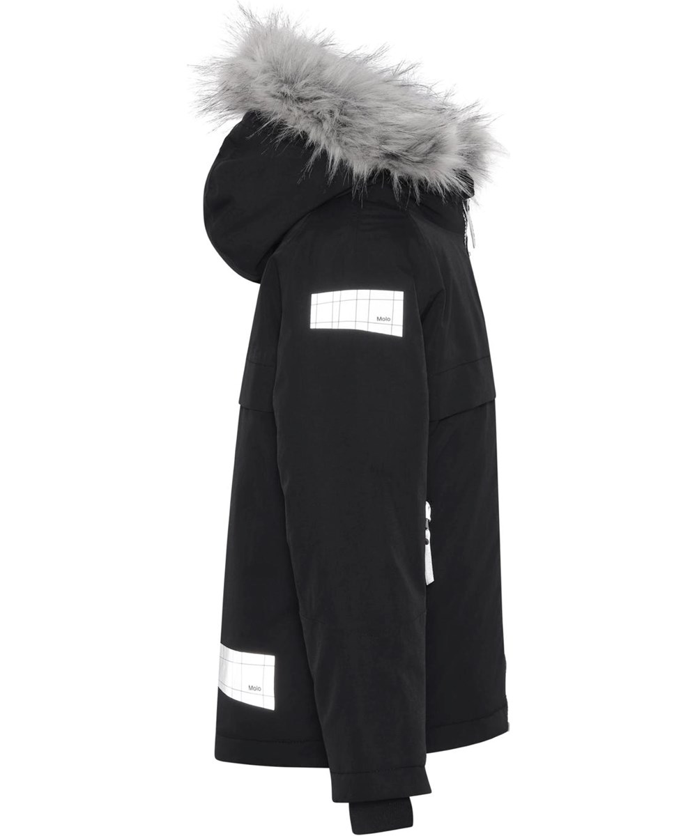 Castor Fur - Black - Återvunnen vinterjacka i svart med fuskpäls.