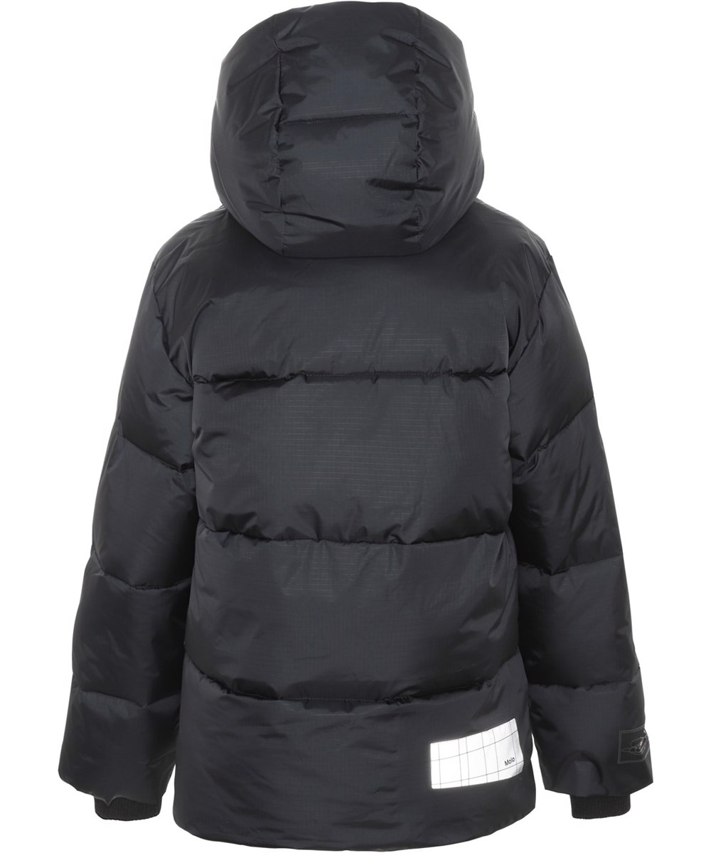 Hilo - Black - Återvunnen svart dunjacka med luva.