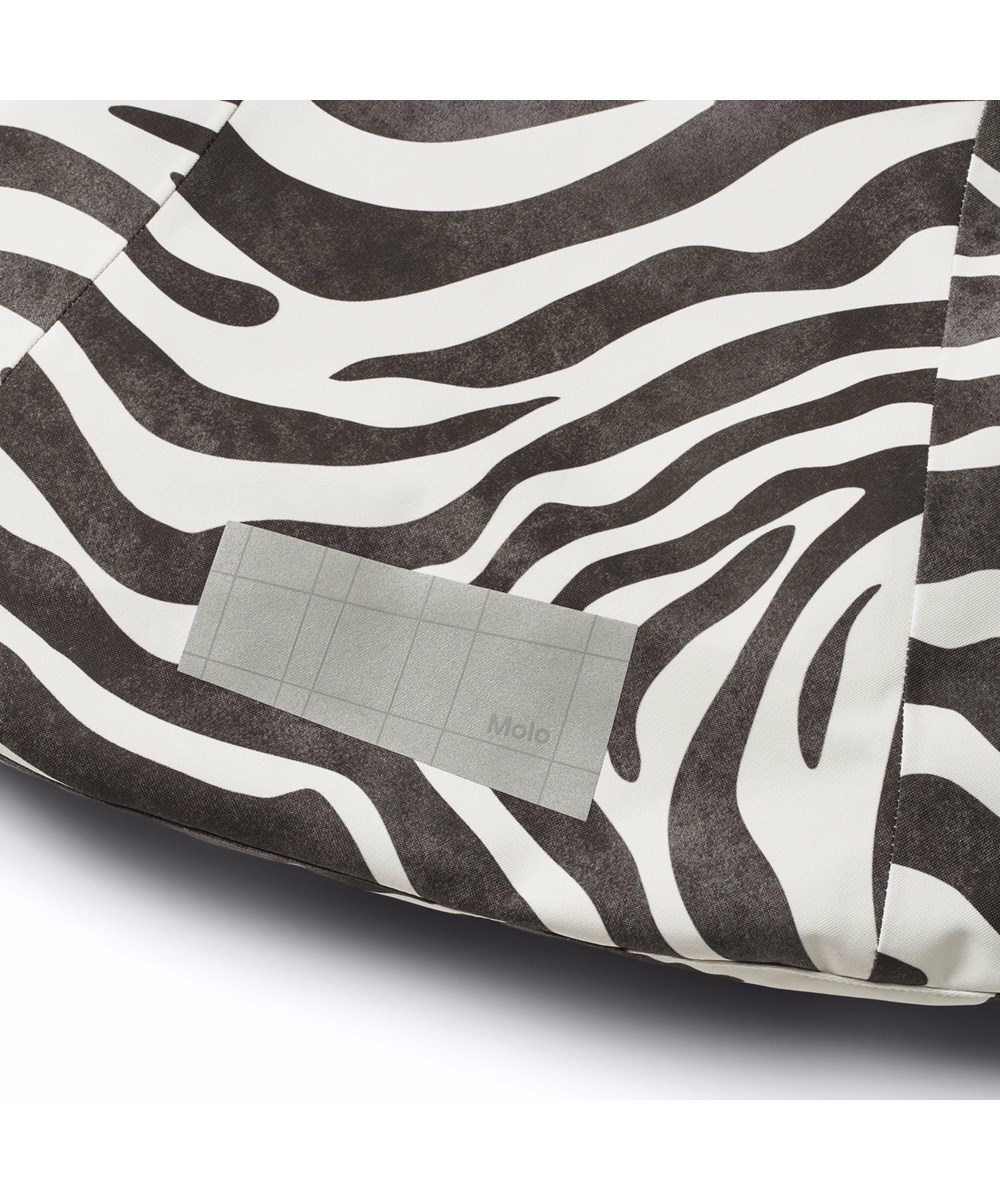 Pearson - Zebra - Vind- och vattentät skidjacka för barn i återvunnen polyester med zebraränder.