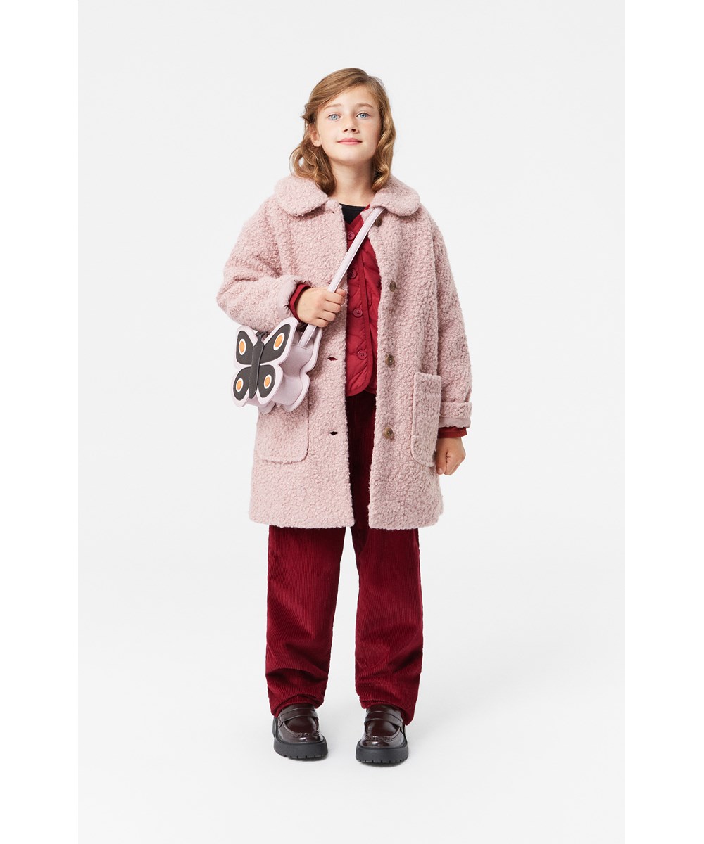 Hope - Petal Blush - Knälång rosa jacka för barn, vävd i en elegant Bouclé.