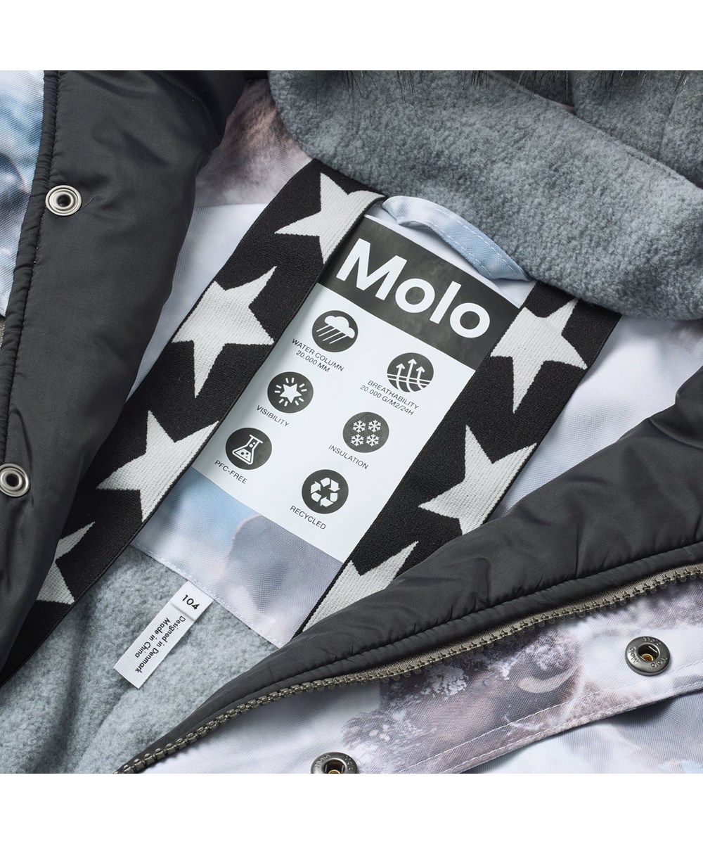 Polaris Fur - Bison - Vind- och vattentät overall med bison för en kall vinter eller skidsemester i återvunnen polyester och vadderad med 3M™ Thinsulate™.